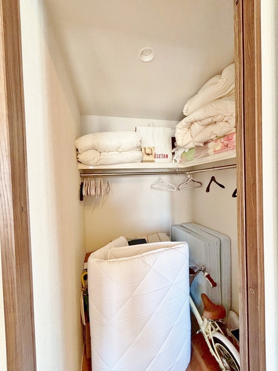 収納 居室にはクローゼットがあり、荷物もスッキリ収納して快適にお過ごしいただけます。