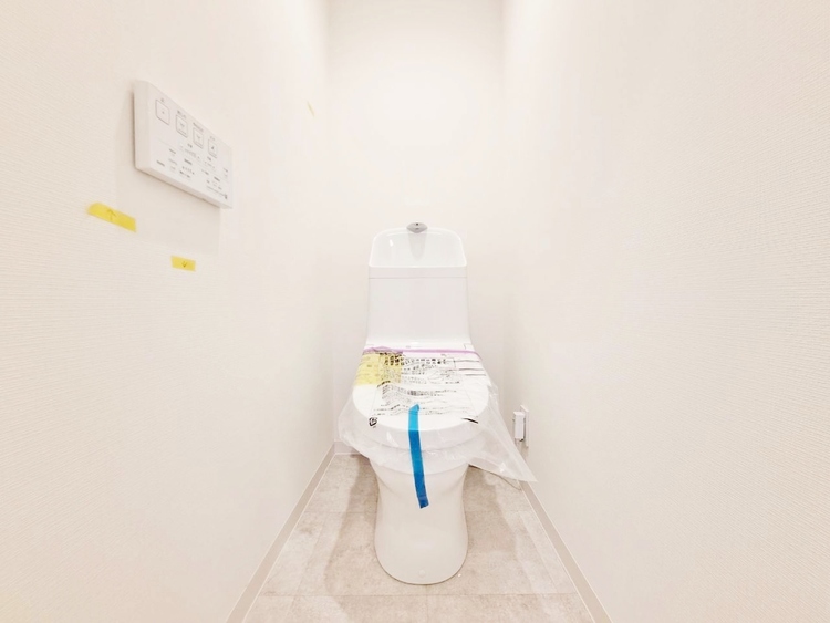 トイレ 暮らしの中のさりげないひとときの快適さにも、こだわりを、持って設備を配しております。