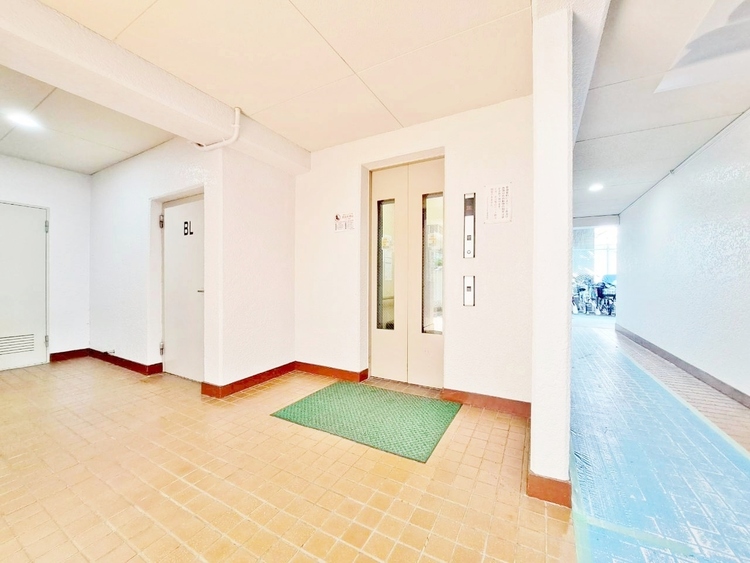 設備 エレベーターの管理も、きちんと行き届いてます。