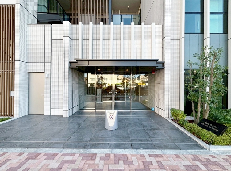 エントランス 外と内をつなぐエントランスは、まさに顔となる場所。