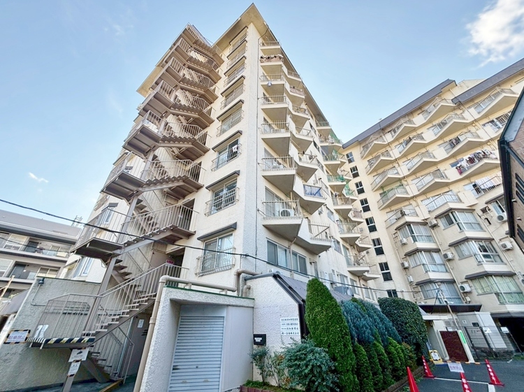 外観 資料には掲載していない情報が、現地にはたくさんあります。是非一度、現地をご確認ください。