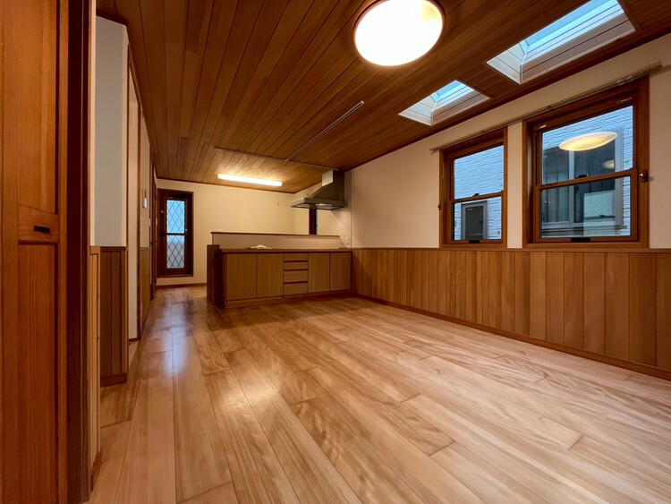 居間 豊かな居住性と、安心感を満たすクオリティが見事に調和した住空間。