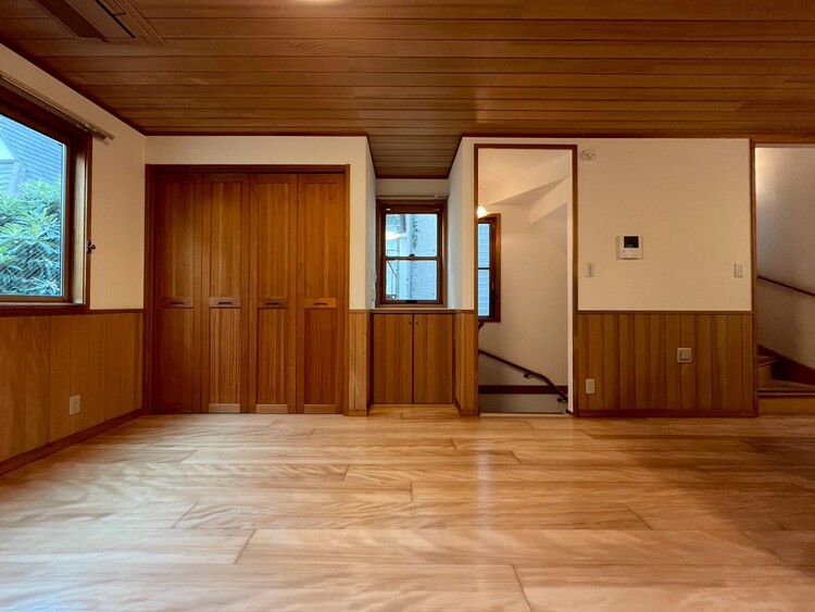 居間 快適に過ごす毎日を求めて、暮らしの中でご自身の「マイホーム」に創り上げてください。