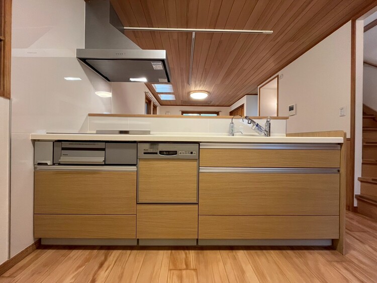 キッチン 洗練されたスタイリッシュなデザイン性と使いやすさを備えた仕様。