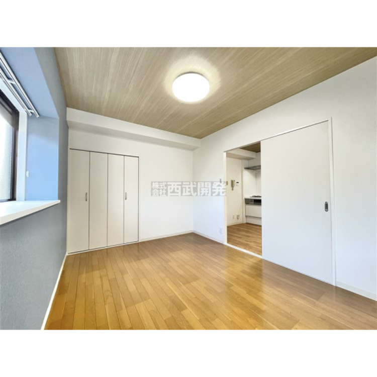 内装 仕切りをはずせば、洋室とダイニング・キッチン一体で空間を活用できます