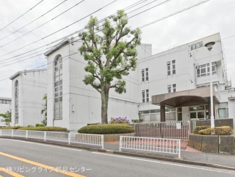 周辺 横浜市立西前小学校　190ｍ