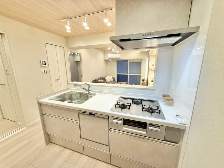 その他 使いやすくスタイリッシュなキッチン空間になっております。