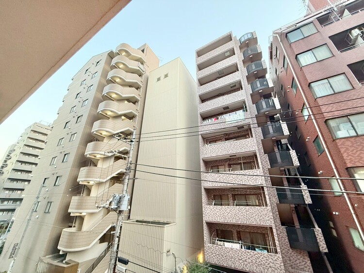 その他 眺望や窓からの景色が良いと、家で過ごす時間も快適です。