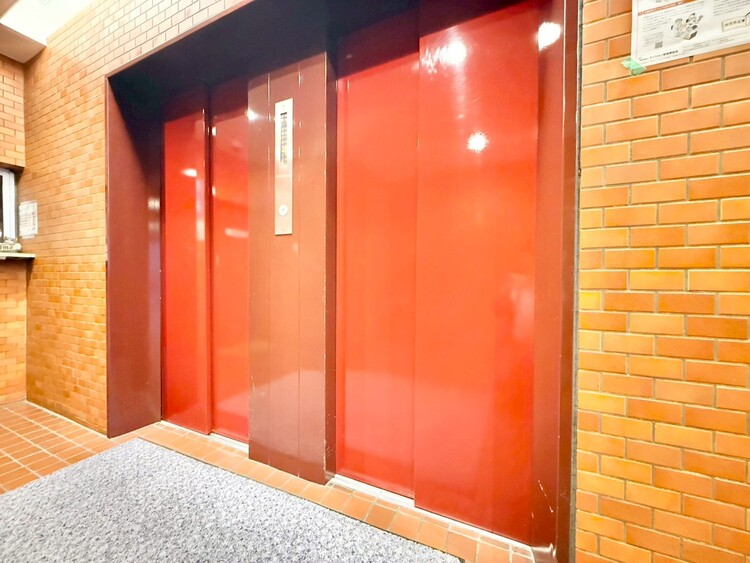その他 エレベーター完備のため荷物が多くなっても安心。