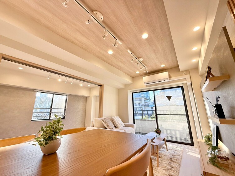 その他 シンプルな内装と偏り過ぎないデザインで統一しました。