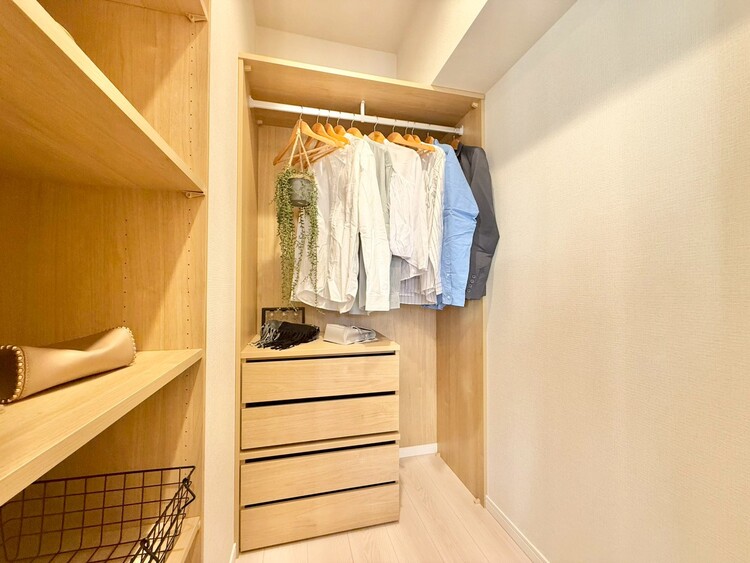 その他 家電やスーツケース、ストック品など何でも片付く嬉しい空間です。