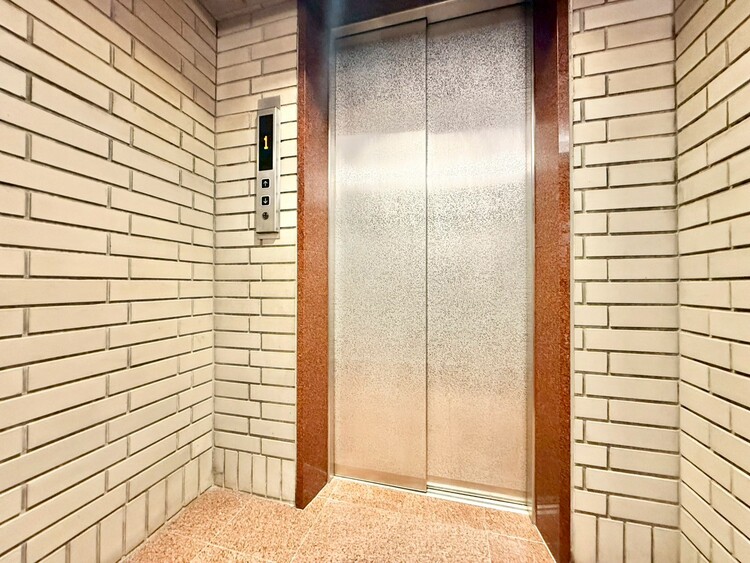 その他 エレベーター完備のため荷物が多くなっても安心。