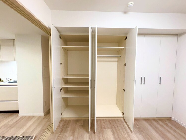 その他 収納スペースが付いていて、お部屋を広く使っていただけます。