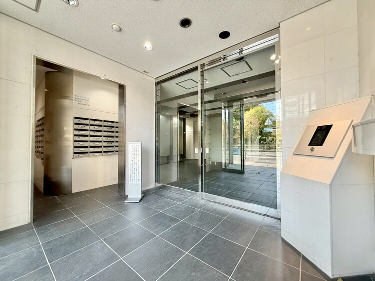 その他 館内は静寂な中が保たれており、管理が行き届いている印象を受けました。