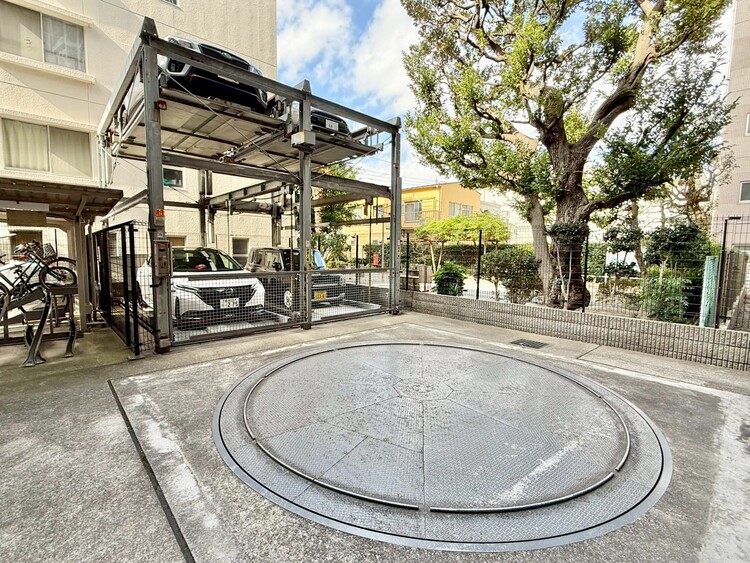 その他 駐車スペースが嬉しいですね。※空き状況は都度ご確認下さい。