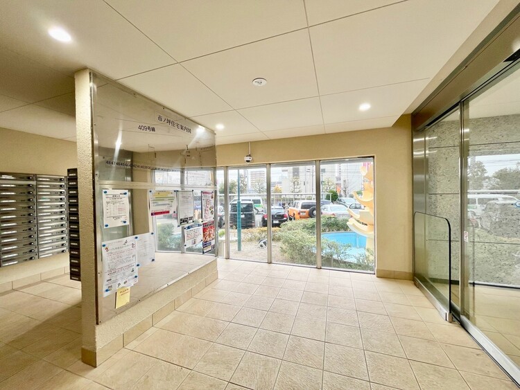 その他 館内は静寂な中が保たれており、管理が行き届いている印象を受けました。