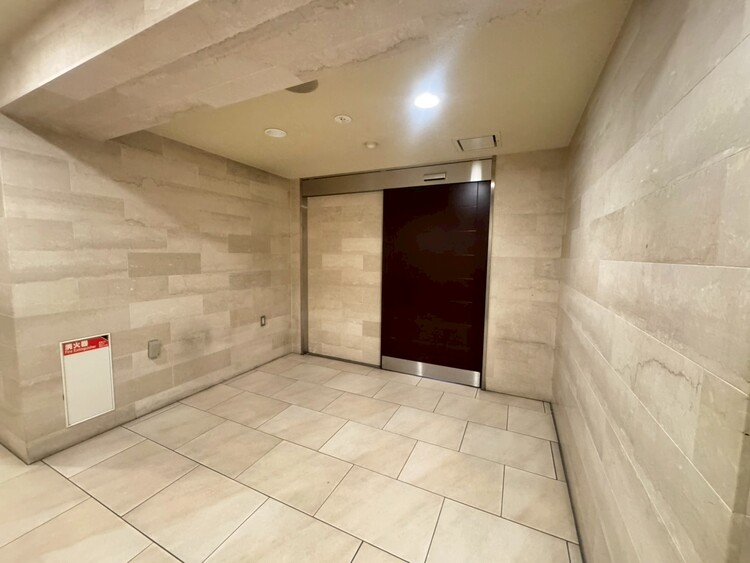 その他 館内は静寂な中が保たれており、管理が行き届いている印象を受けました。