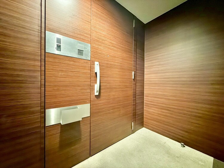 その他 清潔感のある落ち着いた雰囲気の玄関です。