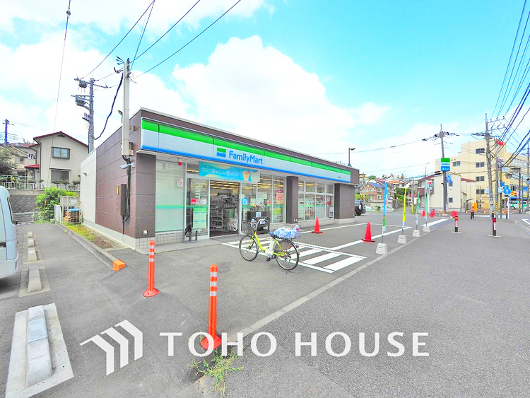 周辺 ファミリーマート 新井町店　距離500ｍ