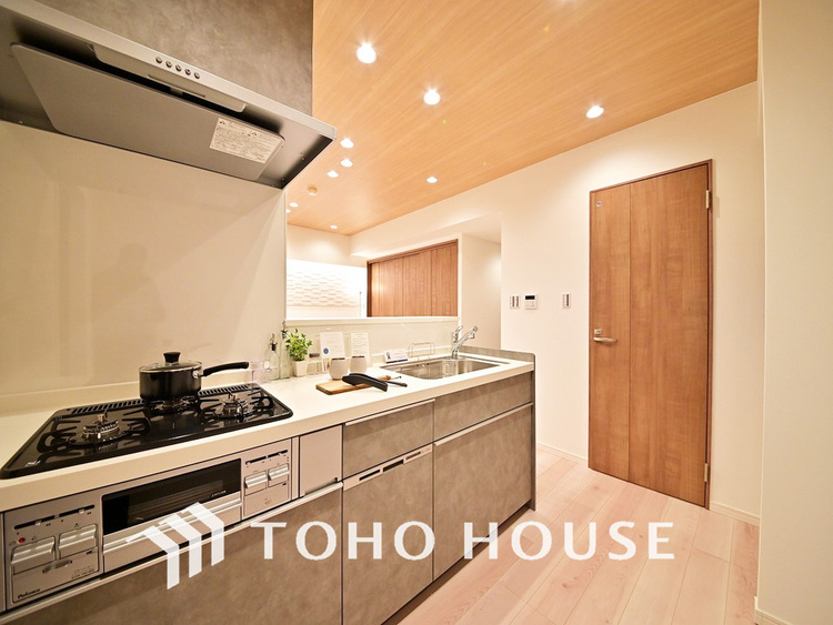 キッチン デザインと機能性を兼ね備えたシステムキッチン