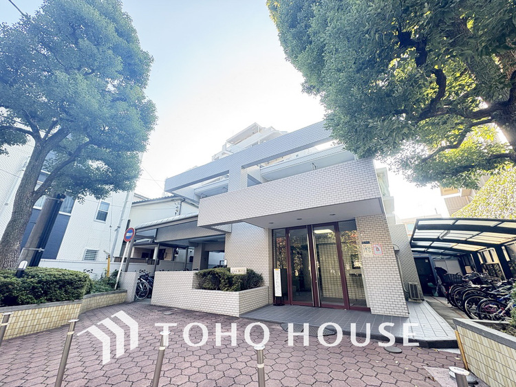 外観 〜新規フルリノベーション〜南西向きのため陽当り良好〜安心の新耐震基準マンション〜