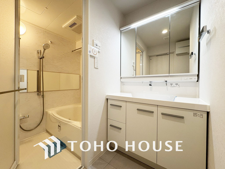 洗面 清潔感のある洗面室