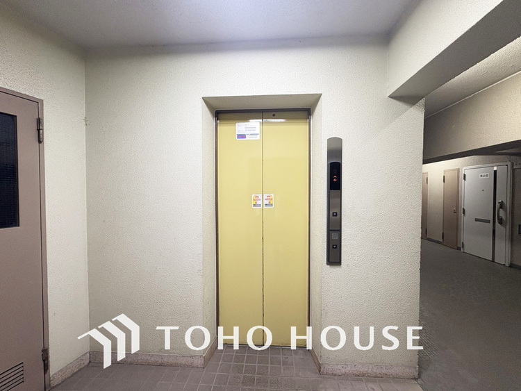 その他 エレベーターもあるので荷物が多くなっても安心です