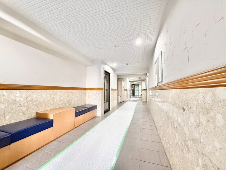 その他 館内は静寂な中が保たれており、管理が行き届いている印象を受けました。