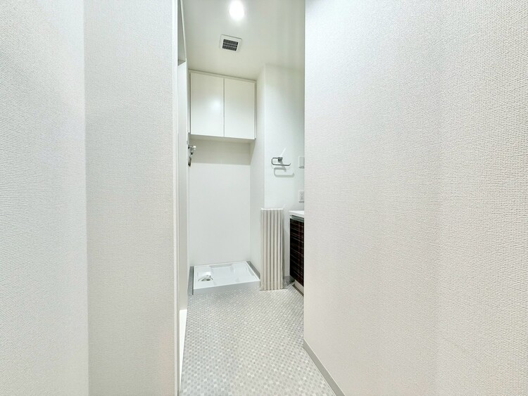 その他 十分な広さの脱衣所。