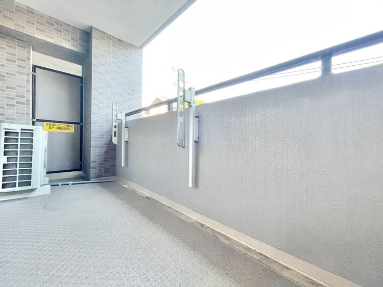 その他 朝の澄んだ空気や、夕方に吹く清々しい風を感じられるバルコニー。