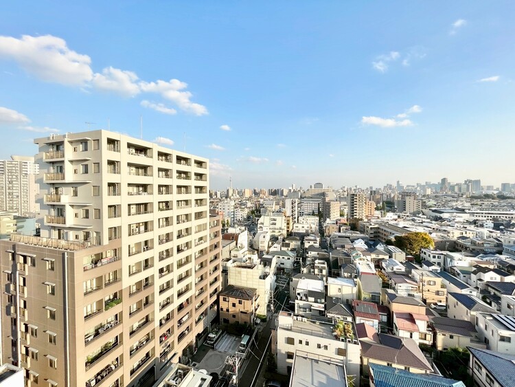 その他 眺望や窓からの景色が良いと、家で過ごす時間も快適です。