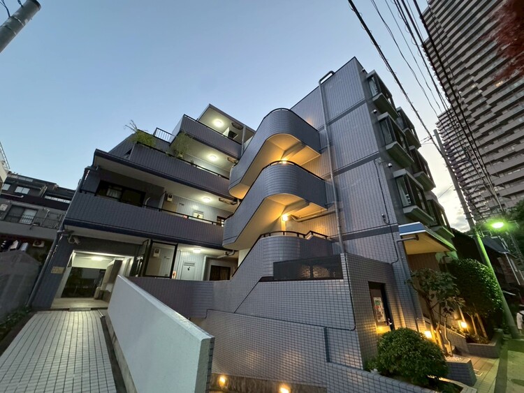 その他 飽きのこないシンプルモダンな外観です。