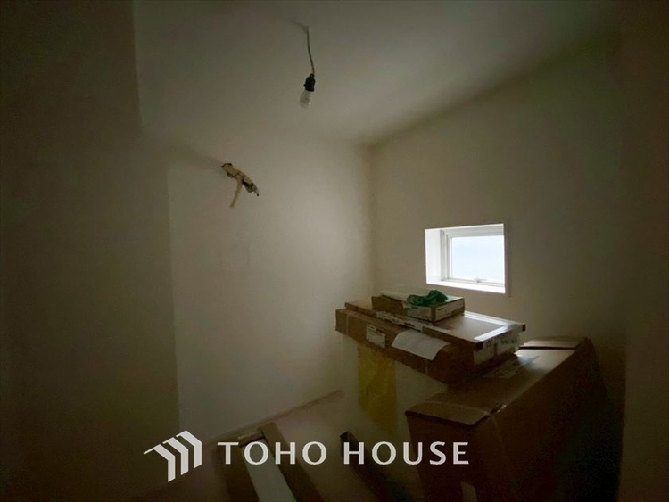 内装 現在改装中◆プライベートな時間◆最高な暮らしにはこの空間が必要。家族のふれあいも大切にしつつ、自分の空間も大切にしたい。