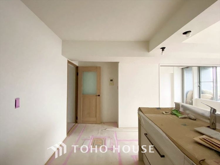 キッチン 現在改装中◆家族のおはよう◆の声を笑顔で迎えてあげられるシステムキッチン。朝ごはんが楽しみでちょっと早起きしたくなるんです。