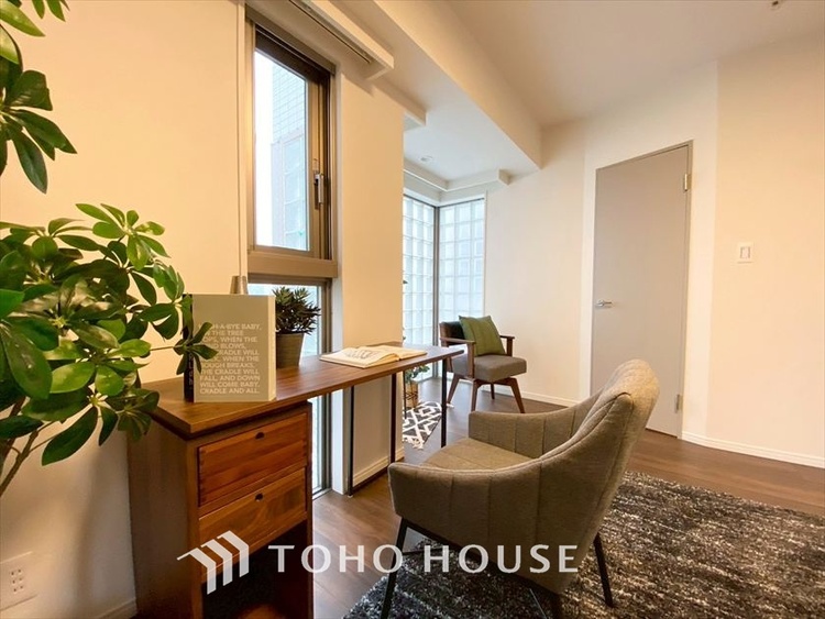 内装 【PRIVATE ROOM】◆属毛離裏◆子は父を手本とし、母に愛育されて成長する。家族の深い繋がり。いつまでも大切にしたい。