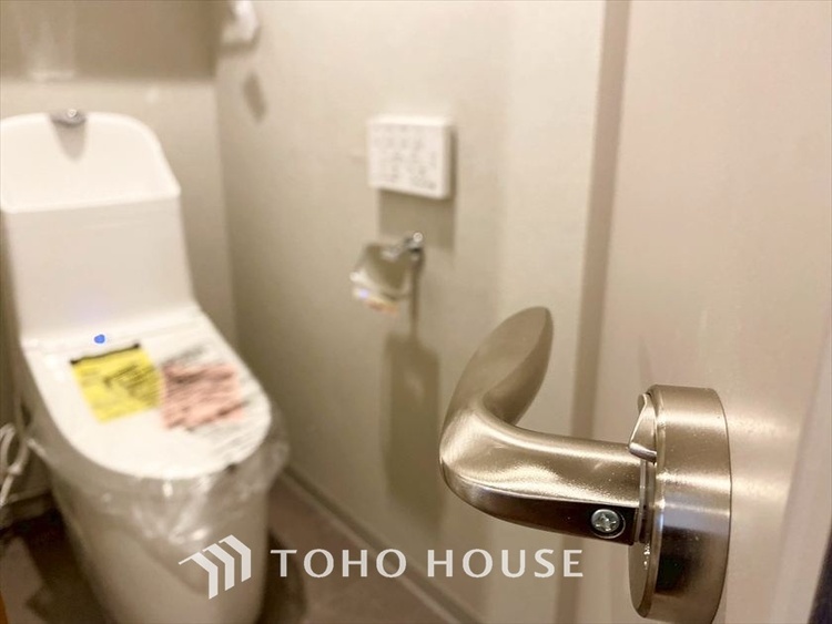 トイレ 【TOILET】◆快適◆な生活に不可欠。節水型の高性能トイレを新設。