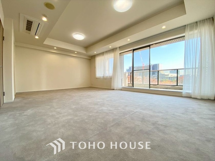 内装 【LIVING】◆煌びやか◆愛おしい家族との団欒の時間をより一層幸せなものに感じさせる煌びやかなLDK。輝かしい毎日が待っています。