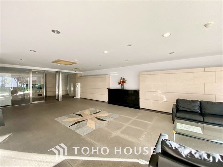 その他 【ENTRANCE】◆そびえ立つ◆我が家のシンボル。遠くの空が赤く染まる夕べが待ち遠しい。