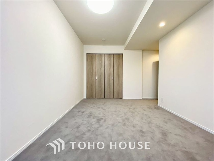 内装 【PRIVATE ROOM】◆快適◆な暮らしに不可欠な収納スペース。快適さとともに思い出も詰まっていく。