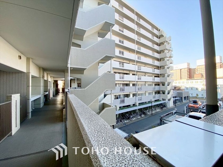 その他 【ENTRANCE】◆安心◆して歩ける。安心して家族の帰りを待てる。そんな安心を感じさせる住環境。