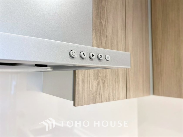 その他 【KITCHEN】◆開放的◆後片付けが楽なシステムキッチン。収納スペースの充実！