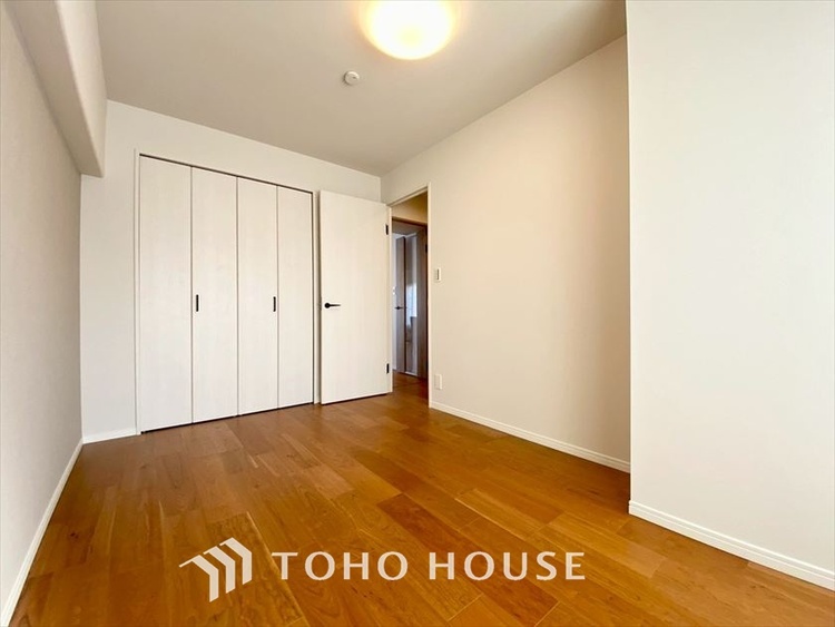 内装 【PRIVATE ROOM】◆属毛離裏◆子は父を手本とし、母に愛育されて成長する。家族の深い繋がり。いつまでも大切にしたい。