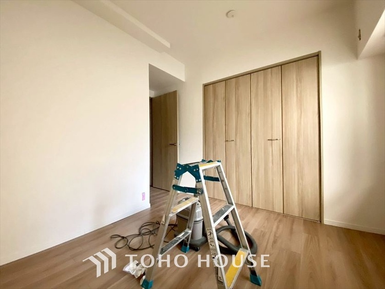 内装 【PRIVATE ROOM】◆属毛離裏◆子は父を手本とし、母に愛育されて成長する。家族の深い繋がり。いつまでも大切にしたい。