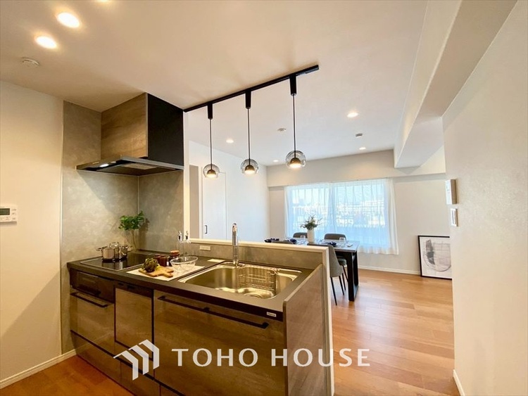 内装 【LIVING】◆simple is best◆無駄のない綺麗なつくりのリビングルームであなただけの暮らしを。