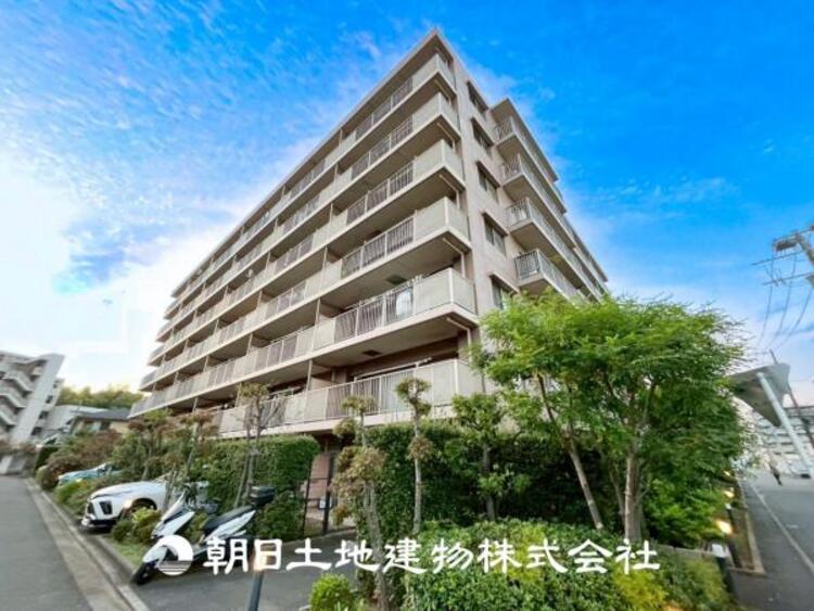 外観 【外観写真】温かい太陽を感じる事ができるのは、目の前に遮るものが無いから。彼方に広がる風景が絵画のように広がります。