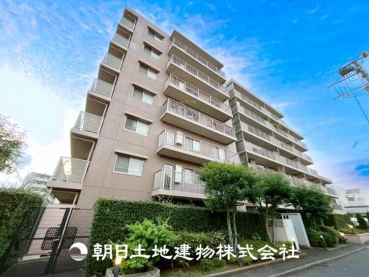 外観 【外観写真】太陽に愛された家。陽当り・通風に優れた魅力的で快適さを追求した住宅です。