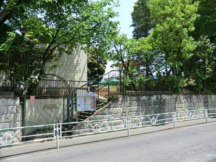 周辺 鴬谷さくら幼稚園まで約1400ｍ