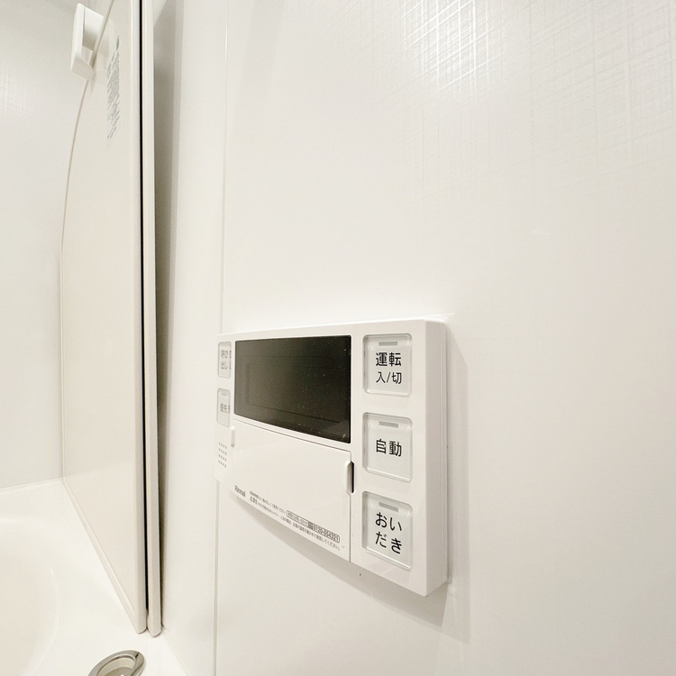 設備 見やすい画面で操作しやすい給湯パネルです。