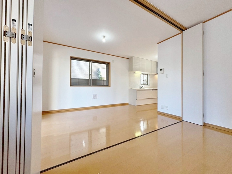 居間 豊かな居住性と、安心感を満たすクオリティが見事に調和した住空間。