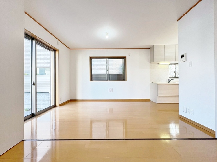 居間 過ごす時間が、たくさんの思い出として紡がれていく場所。